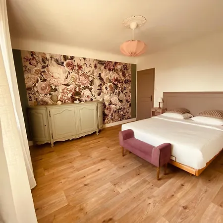 Mas Belvega Bed & Breakfast *