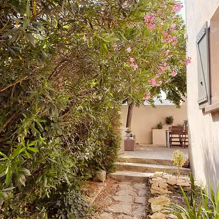 Mas Belvega 3* La Baume-de-Transit
